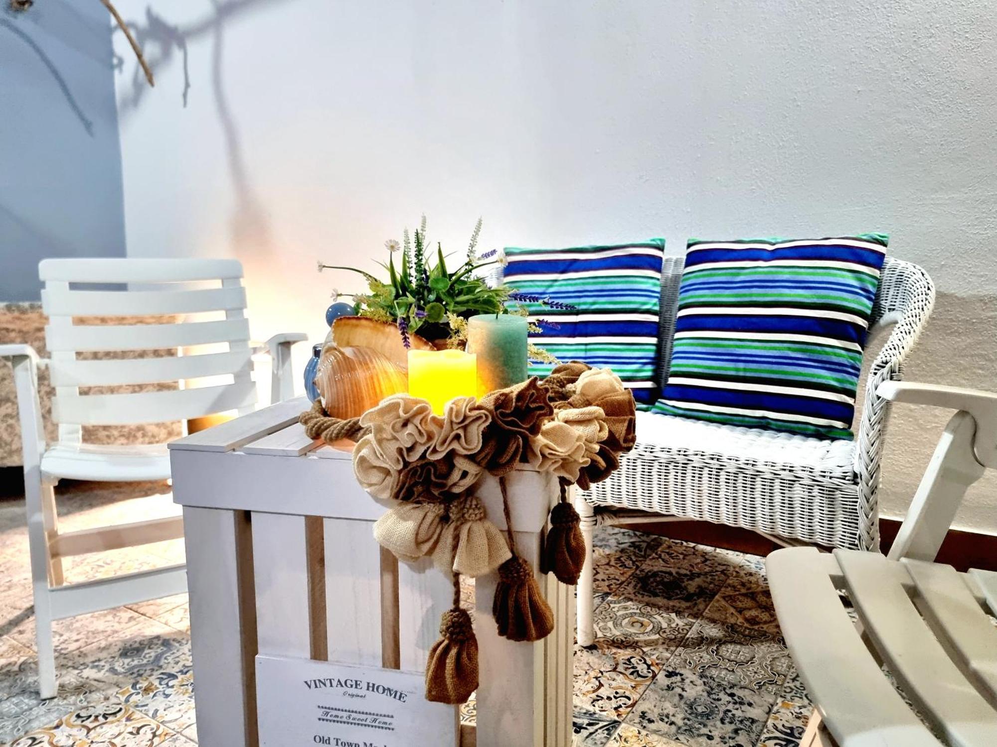 Golden House Hotel Porto Torres Bagian luar foto