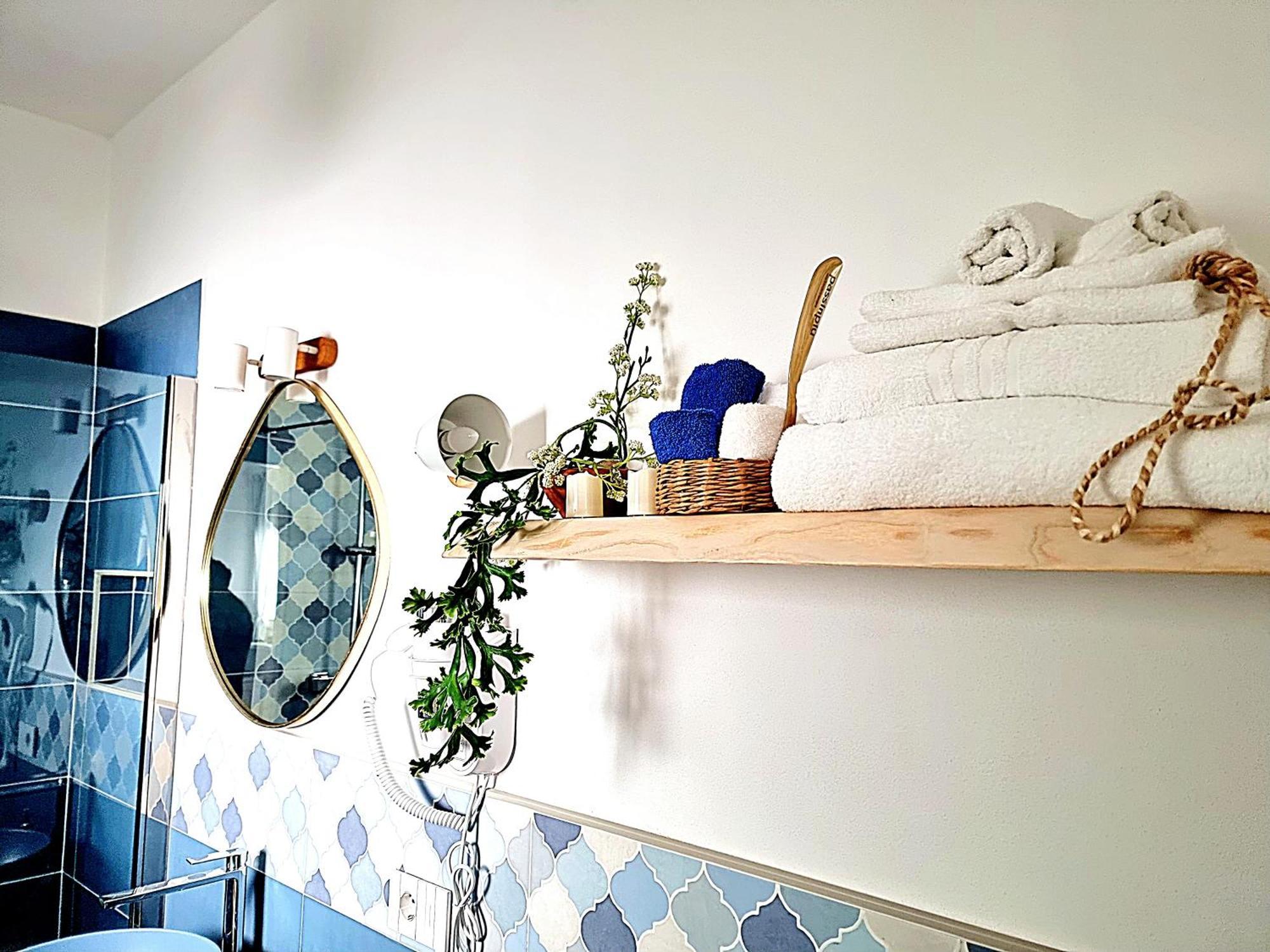Golden House Hotel Porto Torres Bagian luar foto